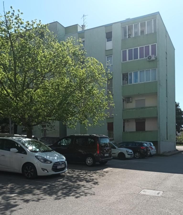 Malemi Apartment 普拉 外观 照片