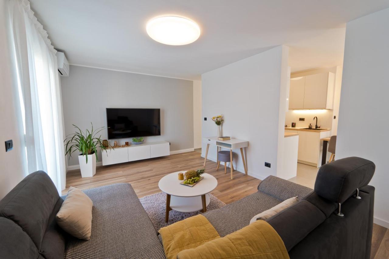 Malemi Apartment 普拉 外观 照片